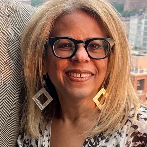 Meet your Posher, Pat - Picture 1 of 1